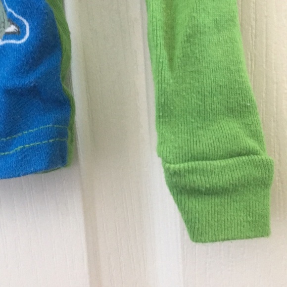 Jurassic world sleep top 4t - Picture 7 of 8